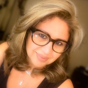 Meet your Posher, Nilufar